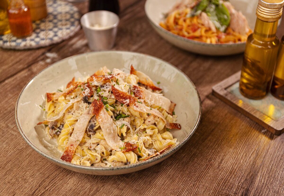 La Chicken Bacon Alfredo